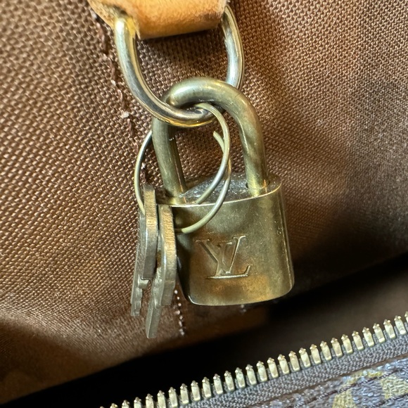 Louis Vuitton Monogram Keepall Travel bag size 45 - Picture 16 of 16